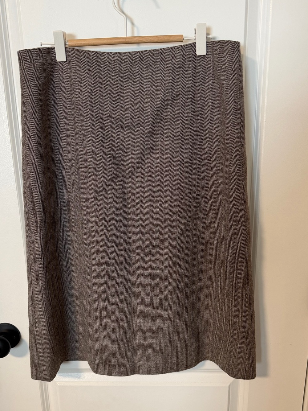 J.Crew 100 percent wool skirt taupe herringbone with zip closure size 6
